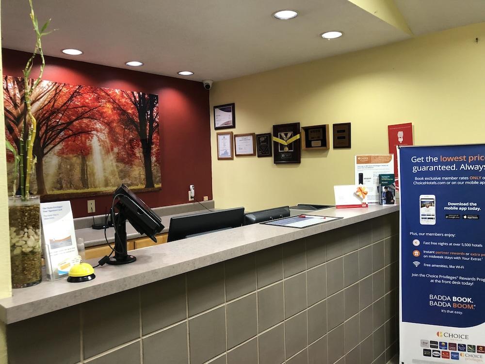 Econo Lodge Marion I-81 Bagian luar foto