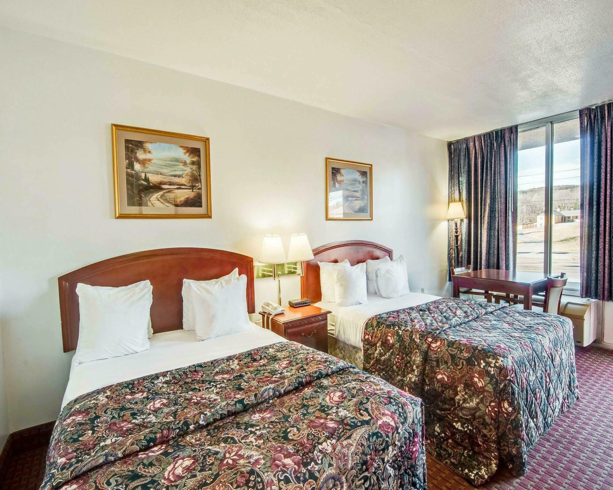 Econo Lodge Marion I-81 Bagian luar foto